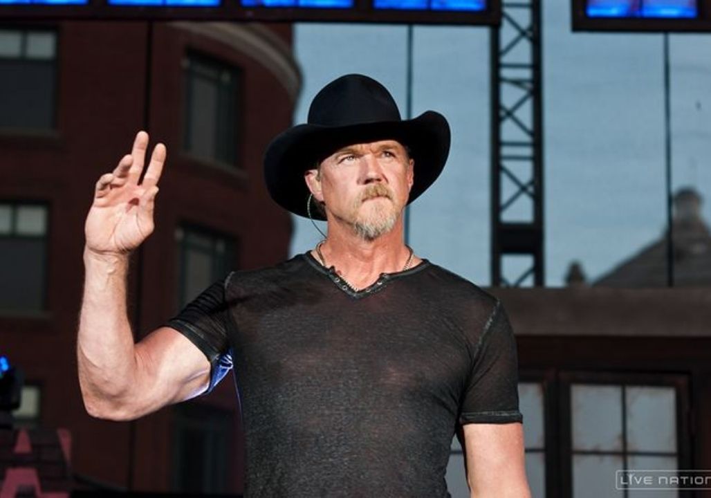 Trace Adkins – Chrome
